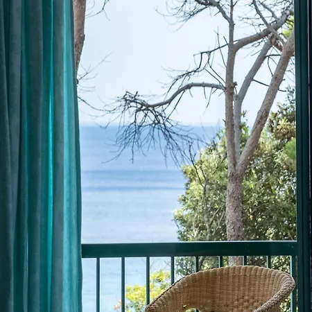 Paradiso فندق
