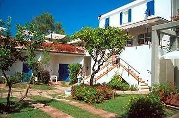 فندق Paradiso 3*
