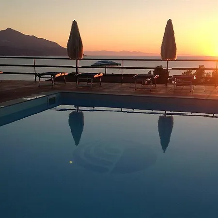 Paradiso 3* بورتوفيرّايو