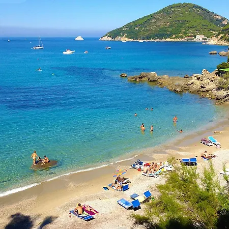 Paradiso فندق 3*