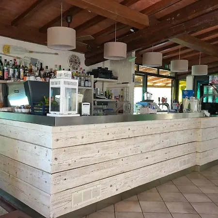 Paradiso فندق