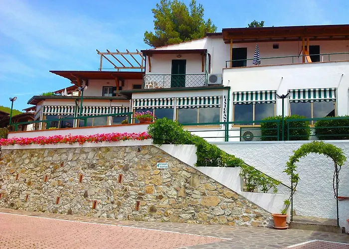 Paradiso فندق بورتوفيرّايو
