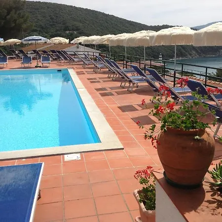 Paradiso 3*